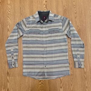 Swiss Tech Gray and Blue Casual Button Down Shirt